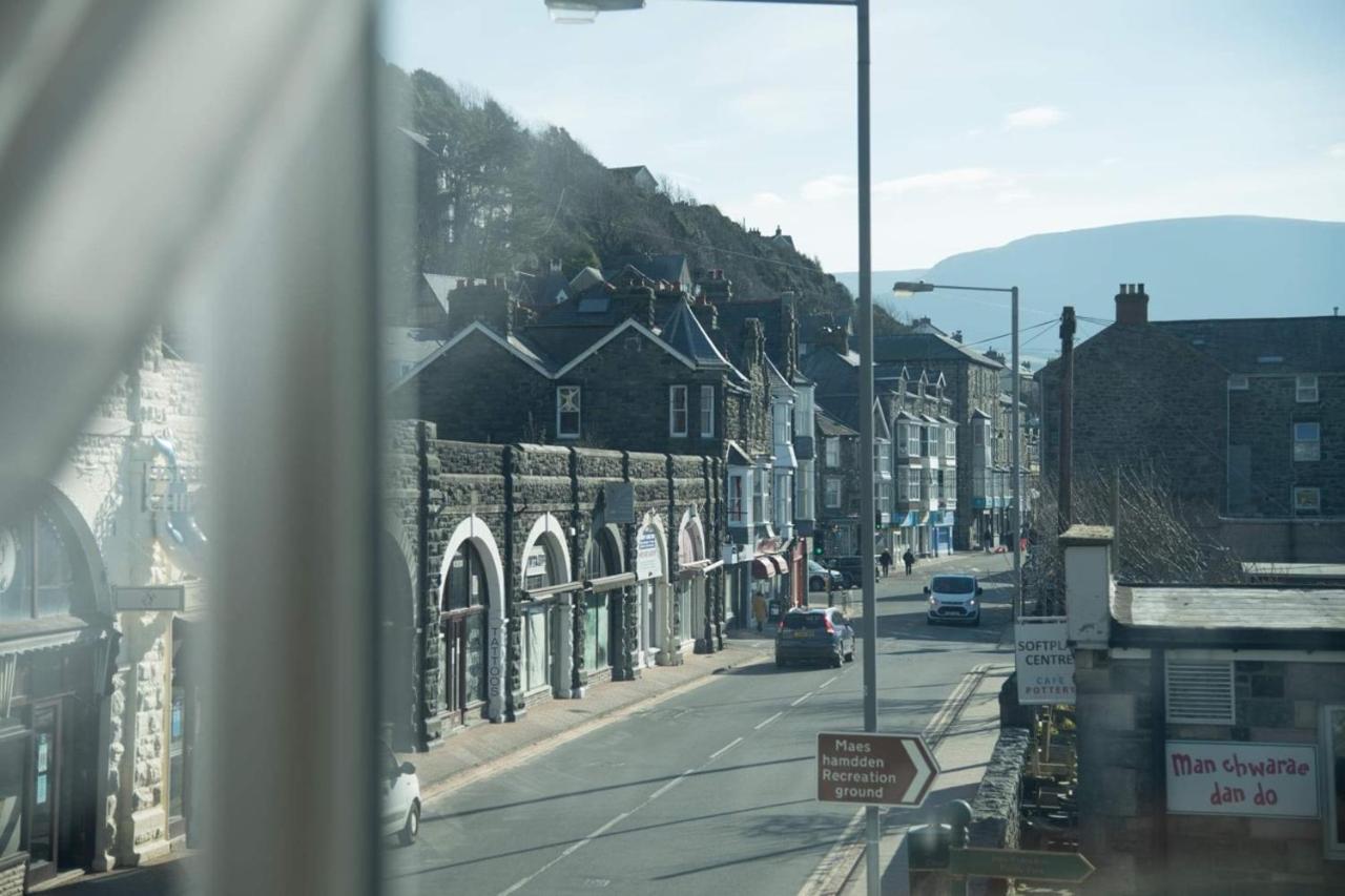 The Royal Bed & Breakfast Barmouth Exterior photo